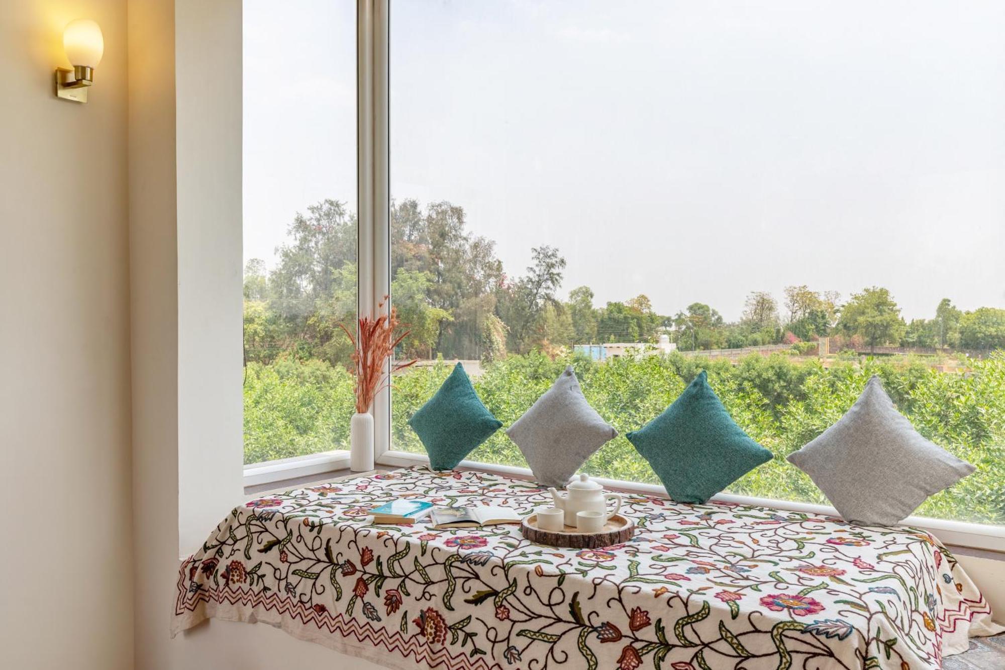 Alaya Stays Raga 2Bhk Farmstay With An Entertainment Lounge Sohna Exterior foto